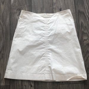 Banana Republic off white skirt with pockets